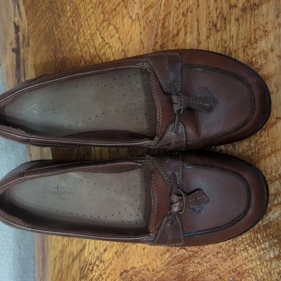 Clark's Brown Leather Loafers - Picture 3 of 9